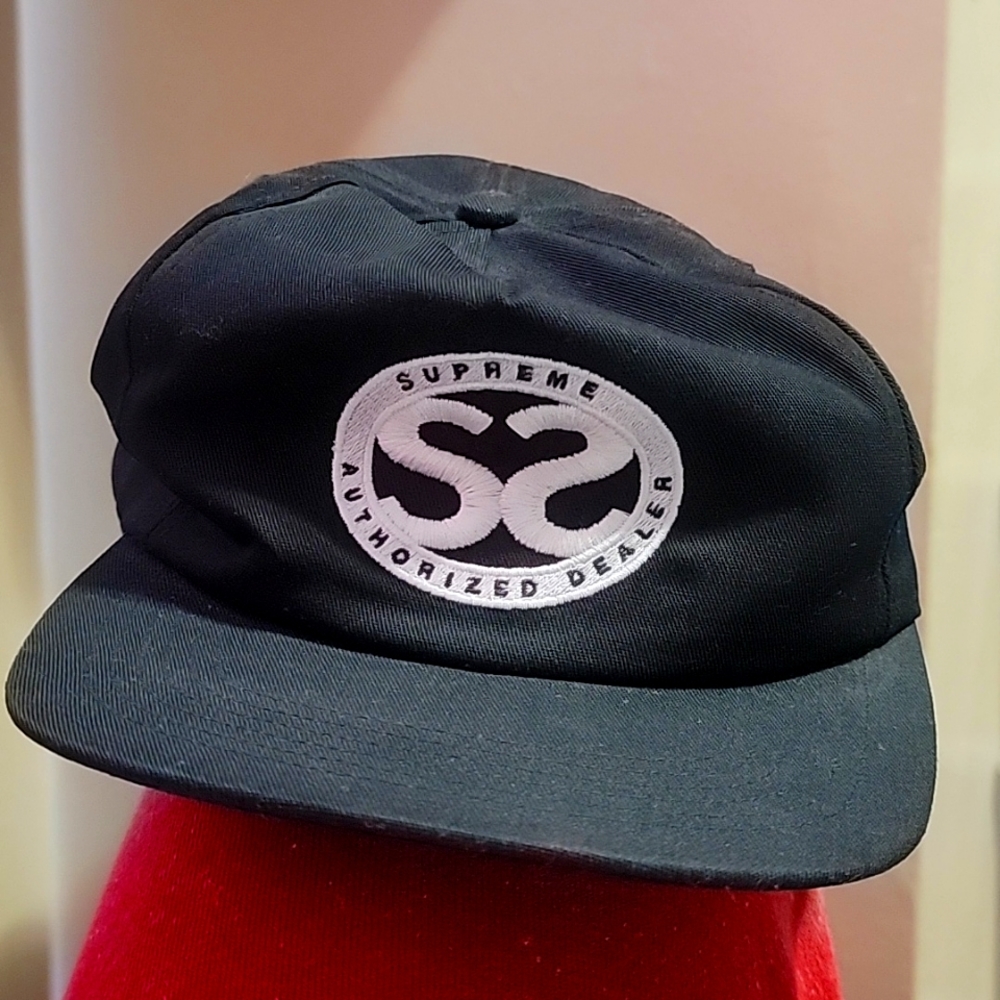 Supreme authorized dealer 5 panel